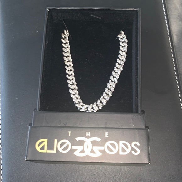 18inch Diamond chain and bracelet - Picture 2 of 4